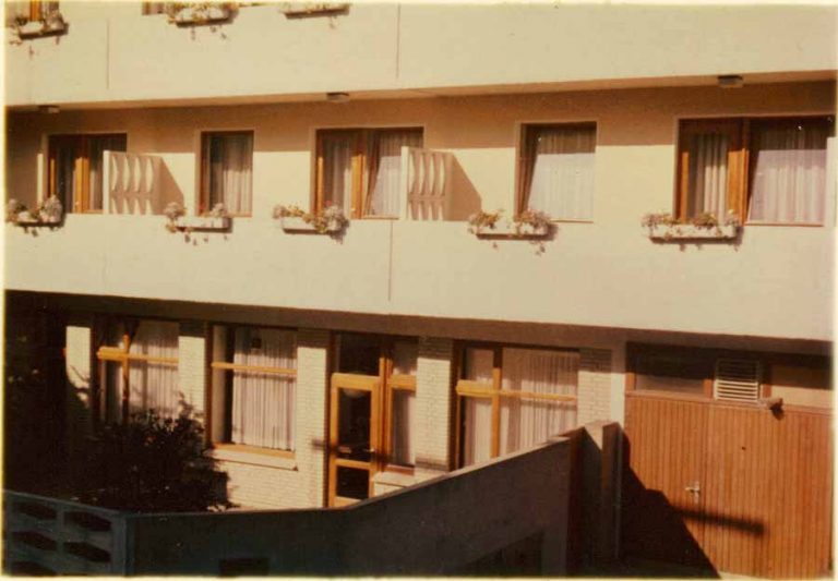 Frontansicht Elite Appartements circa 1969